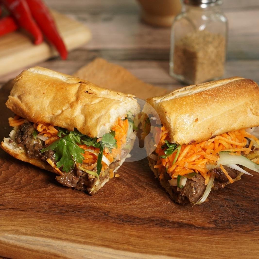 Momogi menu Madame Ching, Menteng