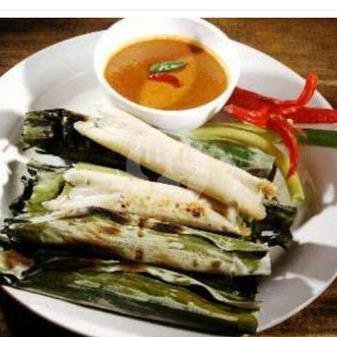 Pempek Telur menu Pempek Yama Dago, Ir H. Juanda