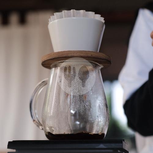 Tri Tangtu Kopi Roasters: Kenangan Manis dan Roti Sourdough yang Menggugah Selera di Buah Batu Bandung Tri Tangtu Kopi Roasters: Kenangan Manis dan Roti Sourdough yang Menggugah Selera di Buah Batu Bandung