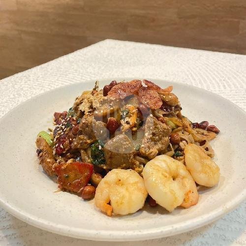 Bihun Kuah Babi Seafood menu Kwetiau Akang, Kelapa Gading