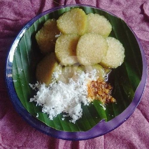 Kelezatan Lupis dan Lontong Opor Mbah Kismo: Hidden Gem di Maguwoharjo