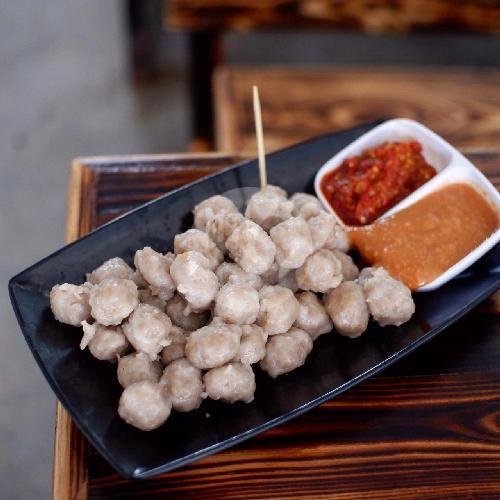Jumbo Kasar menu Pentol Pedes ALESHA bumiayu, Jl Labu