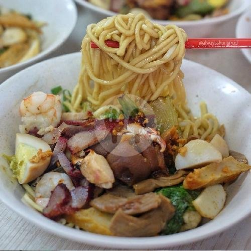 Bakmi / Bihun / Kwetiauw Rebus menu Bakmie Hokkian HW 61, Hayam Wuruk