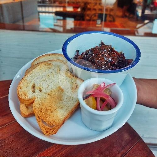 Peri Peri Smoked Chicken Thigh (200g) menu LC Smokehouse