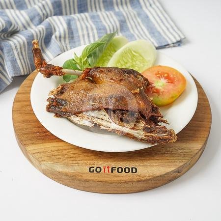 Review Ayam Goreng Tulang Lunak Bengawan: Surga Ayam Goreng di Kartasura