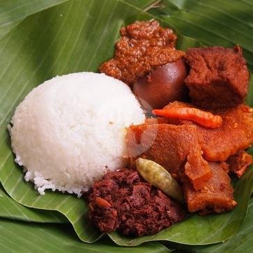 Nasi Gudeg Krecek  Dada menu Gudeg Yu Narni Pusat Mbarek, Kaliurang