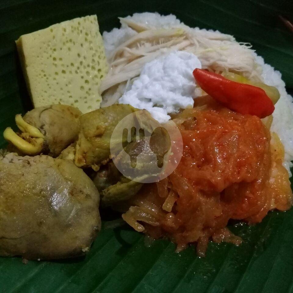 Nasi Liwet Ayam Suwir Paha Bawah menu Nasi Liwet Solo Bu Wongso Lemu, Langensari