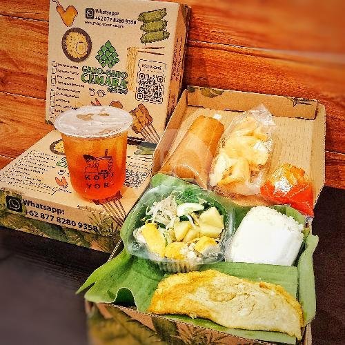 Lontong Cap Gomeh Reguler menu Gado-Gado Cemara, Wolter Monginsidi