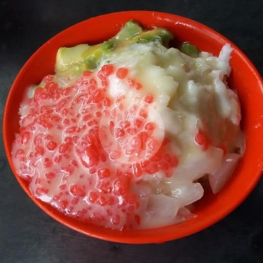 Es Kelapa Alpukat menu Es Sekoteng & Siomay Bandung KIA ( A Dedi), Karawang