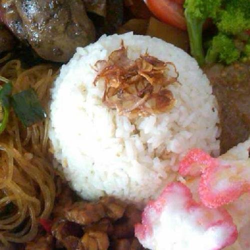 Nasi Babat Usus Goreng menu Warung Cholifah, Kebalen Barat