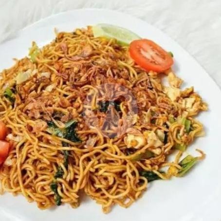 Mie Rebus Jawa Pakde menu Nasi Goreng Pakde Blangkon, Blimbing