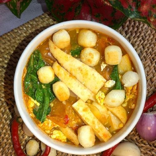 Seblak Bloom: Surga Kuliner Pedas di Prawirokuat Yogyakarta