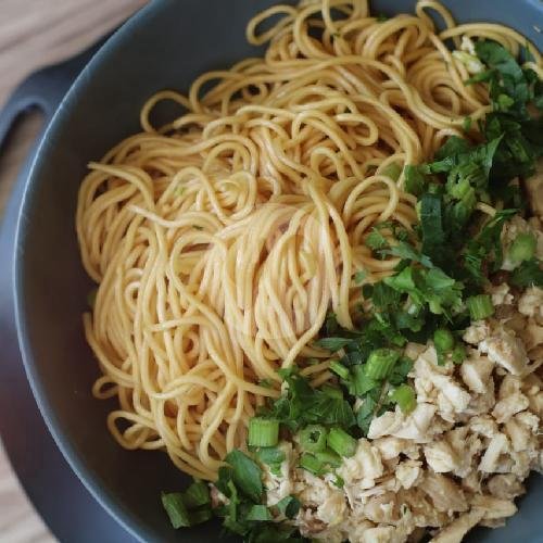 Bakmie Ayam Baso menu Bakmie Yo Singgasana, Cibaduyut