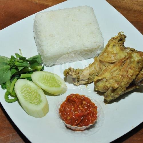 Review Pangestu Restaurant Pecoro: Makanan Enak dan Harga Terjangkau di Kadang Kidul Jember