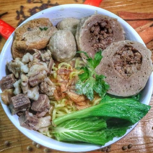 Mie Gambreng Asin Pedas + Es Teh menu Bakso Dono Reborn, Sadang Serang Coblong