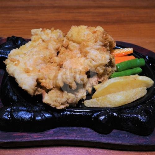 Review Warung Steak Nusukan: Steak Lezat dan Suasana Cozy di Surakarta