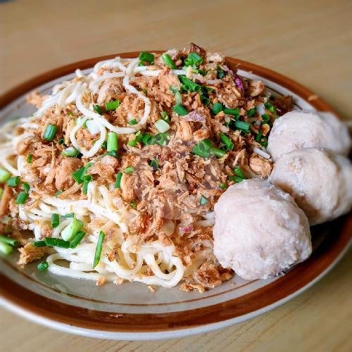 Pangsit Mie Ayam Bakwan menu Pangsit Mie Ayam Jakarta sidomoro Pak Yanto, Tambak Jati