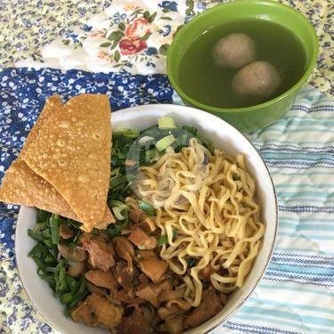 Mie Ayam Bakso menu Bakso Rusuk Solo, Kolonel Sugiono