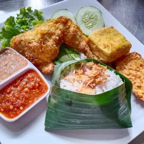 Empal Penyet Sambal Ijo menu Waroeng Pak Eddy Kebon Sirih, Setiabudi