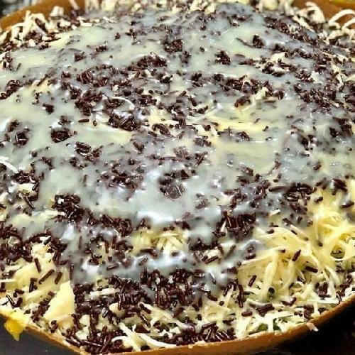 Keju Kacang susu,  Rasa Yg Melimpah menu Martabak King Flamboyan, Depan Tri jaya Ban