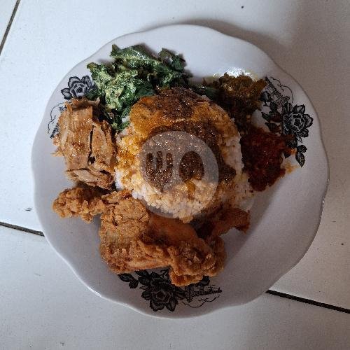 Nasi Ayam Krispi menu Ampera Murni Sekarpuro, Sekarpuro Raya