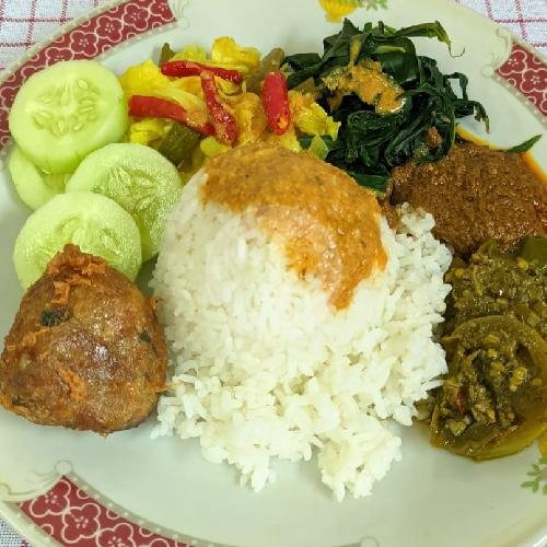 Review Lezat RM Sinar Minang Jaya III di Wahid Hasyim, Jakarta: Petualangan Rasa yang Tak Terlupakan