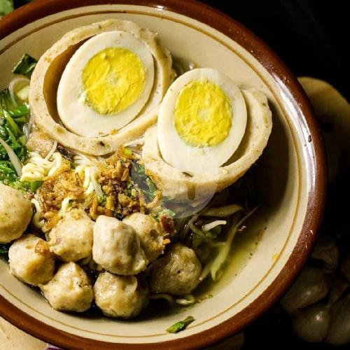 MIE AYAM + BAKSO DAGING menu WARUNG SOTO MIE 66 CEU IYAM 