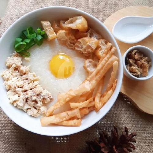 Extra Ayam menu Bubur Ayam Kota Ibu Ninik, Ciputat