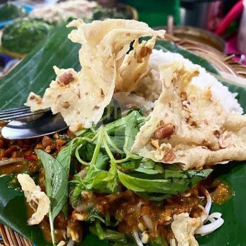 Nasi Pecel menu Waroeng Jero Kampoeng, Cempaka
