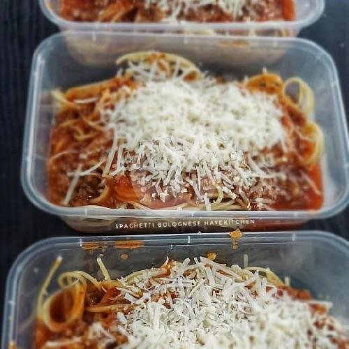 Spaghetti Bolognese menu Have Kitchen Lapai, Padang
