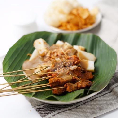 Sate Daging + Ketupat menu Sate Padang Ajo Ramon, Pasar Minggu