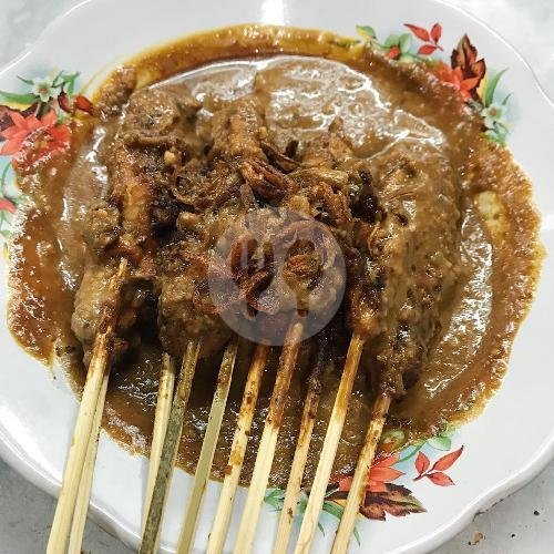 Sate Budaya: Pengalaman Kuliner Tak Terlupakan di Jakarta Timur