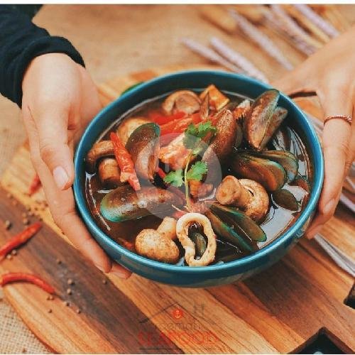 Review Menarik Roemah Seafood di Terusan Pasir Koja, Bandung: Seafood Segar dan Pelayanan Memuaskan