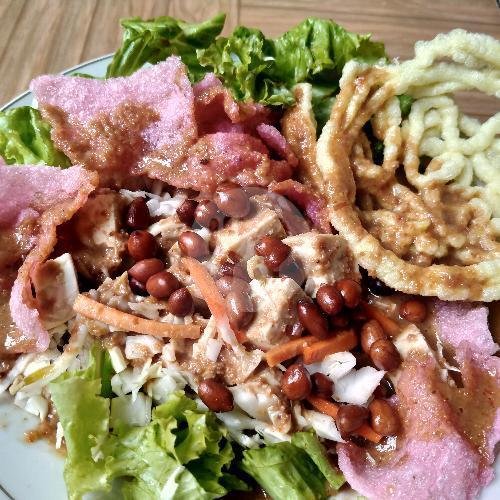 Rujak HORE rame-rame Porsi PUAS Bumbu Colek Spesial Pisah Plus Sambal Extra menu Asinan Bogor Ibu Debby, Tarumanegara