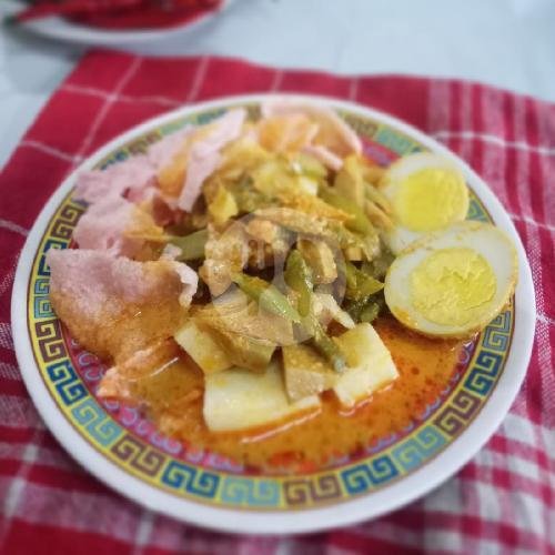 Rendang menu UlaNago - Traditional Minang Food, Grogol