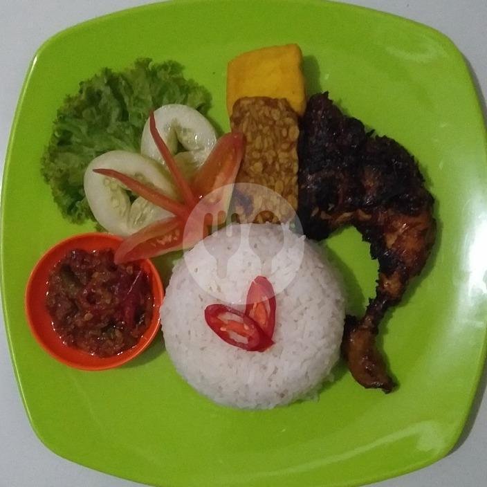 Nasi Putih menu Ayam Goreng BDS, Sukaraja