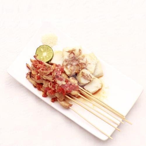 Pesor menu Sate Taichan 21, Pondok Bambu