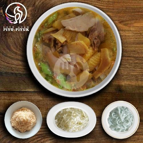 Soto Baloengan menu Soto Piyu-Piyuk