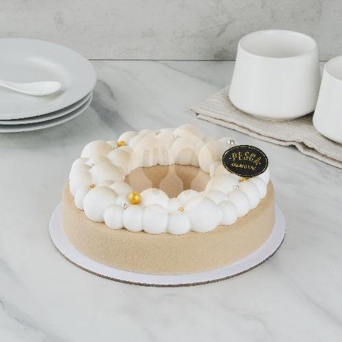 Petit Four menu Pesca Ice Cream, Puri Indah