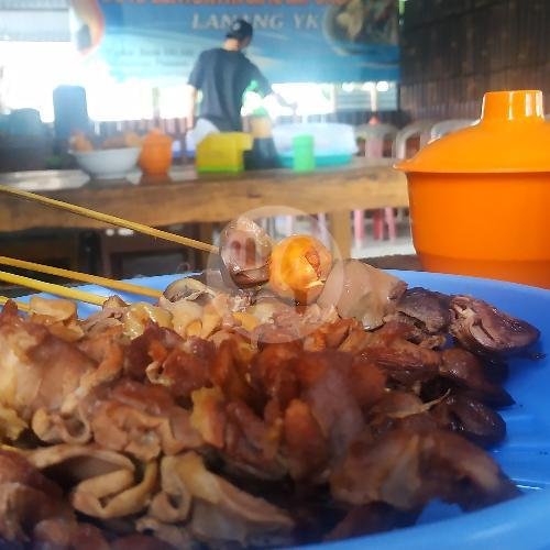 Mendoan Tempe menu Soto Lenthok Ayam Kampung Tembi