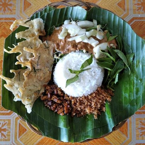 Nasi Pecel + Telur menu Bubur Ayam Jakarta Bu Endang, Adi Sumarmo