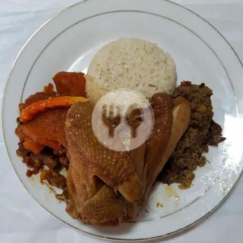 Paket 4 menu Gudeg Mbarek Hj Amad Semarang, Pusponjolo Tengah