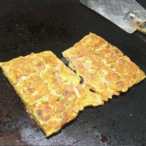 Martabak Istimewa menu Cak Bowo Martabak Malabar Arab, Pacarkembang