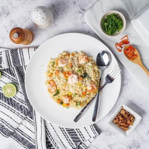 Kwetiau Goreng Ayam menu Bubur Tinghao, Tulodong Atas