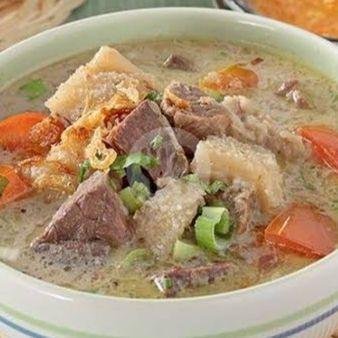 Soto Campur ( Daging + Kikil ) + Nasi menu Soto Daging Omah Ndeso Sempu