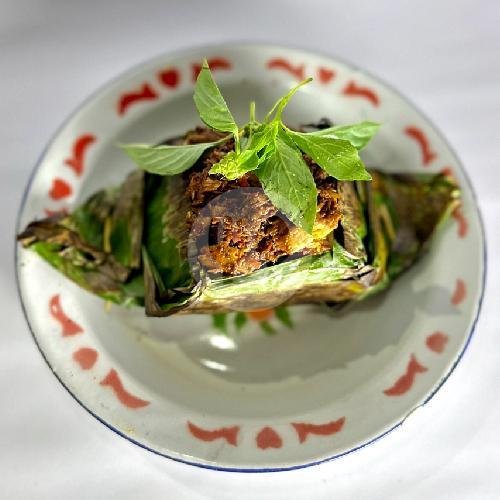 Nasi Bakar Dading Mercon menu Nasi Bakar Sutami, Sumbersari