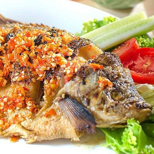 Gurami Pesmol menu Warung Ikan Cak Yu, Sambikerep