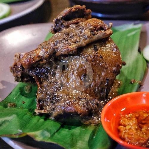 Bebek Asap Original 1 Ekor menu Bebek Asap Balcon, Lodaya