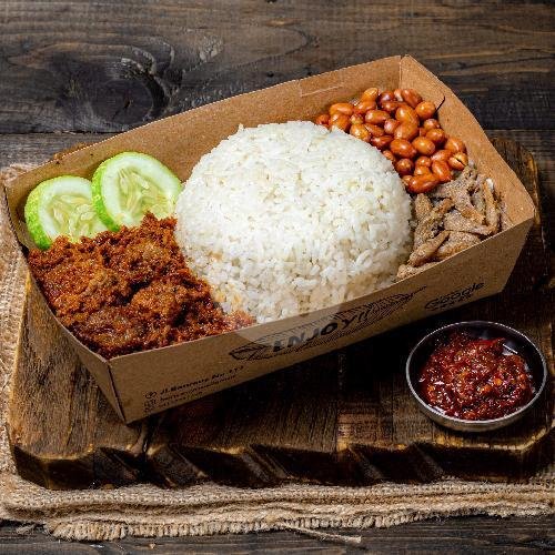 Set Dada Fillet Ayam menu Banceuy Nasi Lemak, Braga