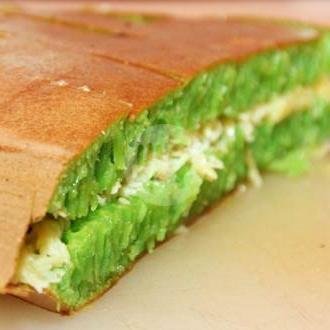 Pandanus Keju menu Martabak King 383, Kiaracondong